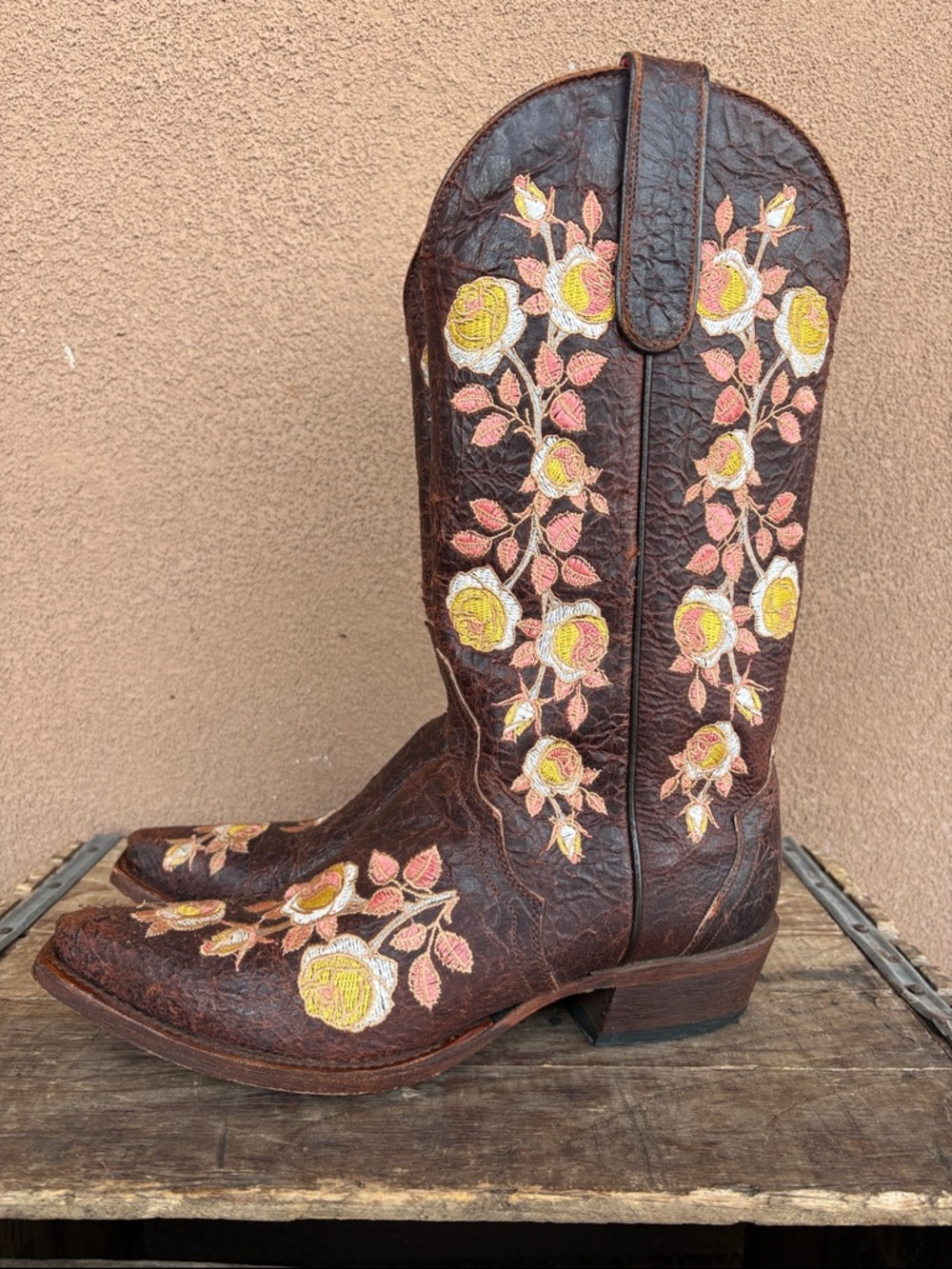 Macie Bean Women’s Rose Garden Embroidered Leather Western Boot